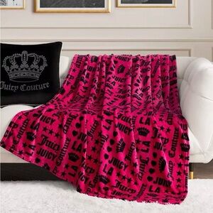 Juicy Couture Hot Pink & Black Logo Plush Throw 50”x 70”